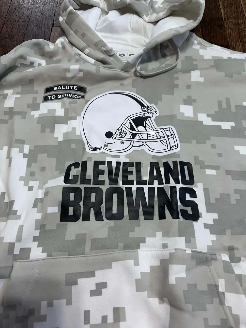 Nike NFL Cleveland Browns 2024 Salute To Service Arctic Camo Pullover Hoodie L